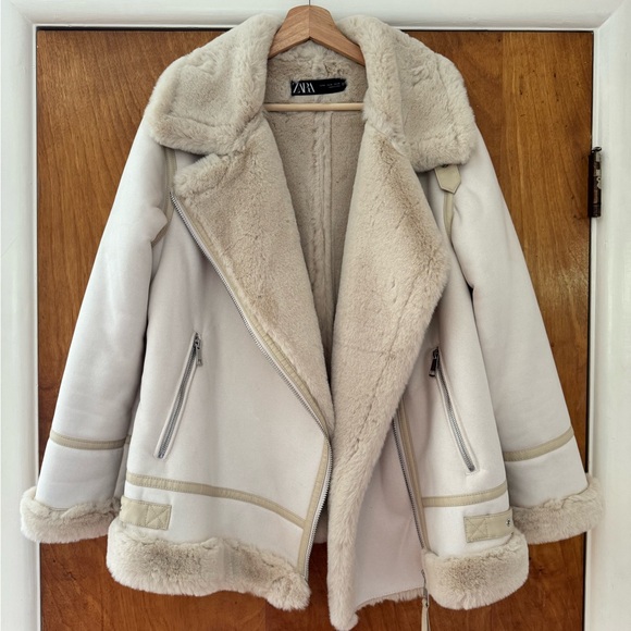 Zara Jackets & Blazers - Zara Cream Faux Fur Moto Jacket